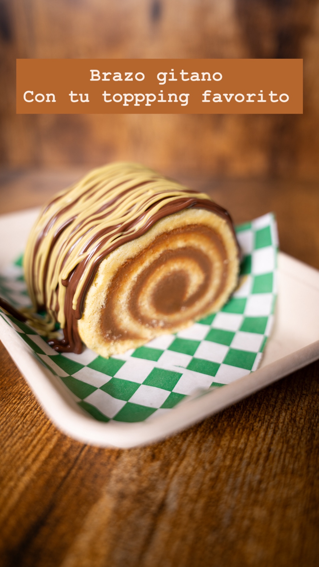 Brazo gitano roll with chocolate drizzle
